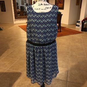 Cute Geometric sleeveless dress size 1
